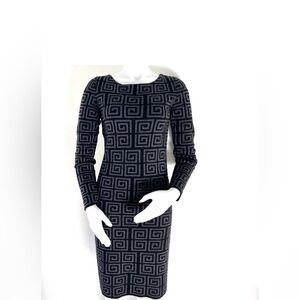 Alice+olivia- Nadia black/Gray  Greek key sweater dress size S/P